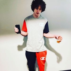 Meet your Posher, Justin